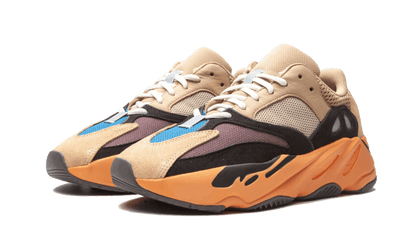 yeezy-700-enflame-amber-socksforsport