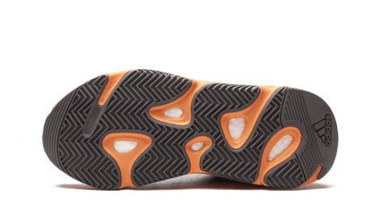 yeezy-700-enflame-amber-socksforsport