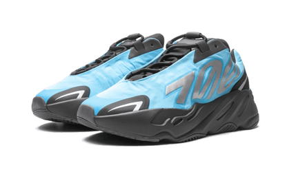 yeezy-700-mnvn-bright-cyan-socksforsport