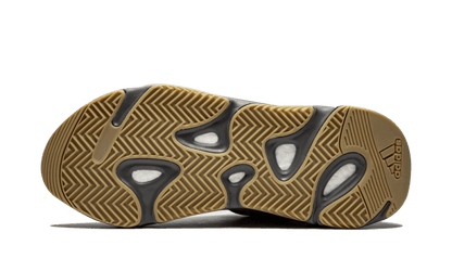 yeezy-700-v2-tephra-socksforsport