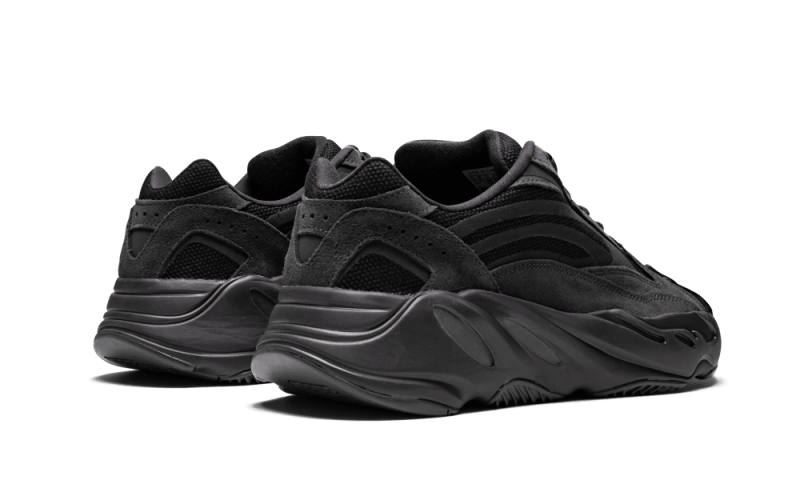 yeezy-700-v2-vanta-socksforsport