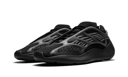 yeezy-700-v3-alvah-socksforsport