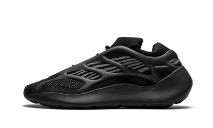 yeezy-700-v3-alvah-socksforsport