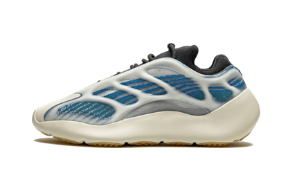 yeezy-700-v3-kyanite-socksforsport