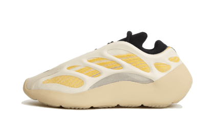 yeezy-700-v3-safflower-socksforsport