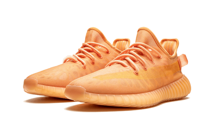yeezy-boost-350-v2-mono-clay-socksforsport