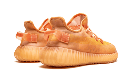 yeezy-boost-350-v2-mono-clay-socksforsport