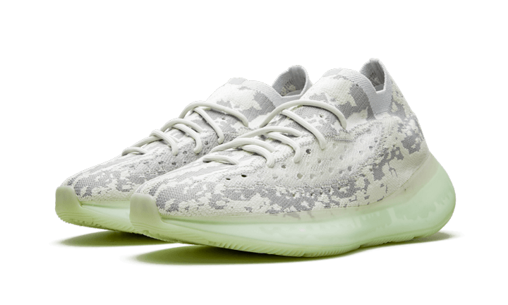 yeezy-boost-380-alien-socksforsport