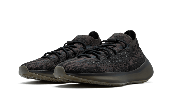 yeezy-boost-380-onyx-non-reflective-socksforsport