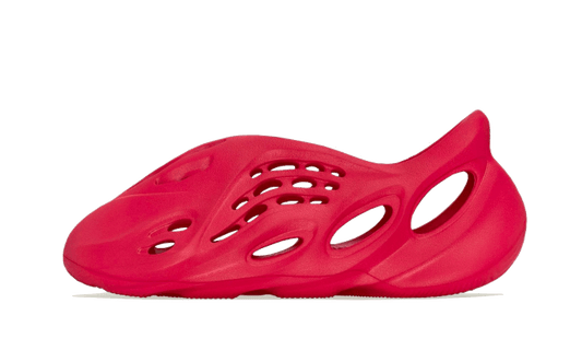 yeezy-foam-rnnr-vermillion-socksforsport