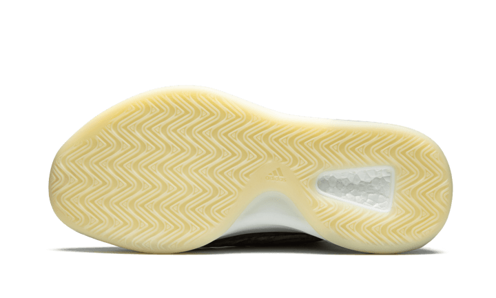 yeezy-qntm-barium-socksforsport