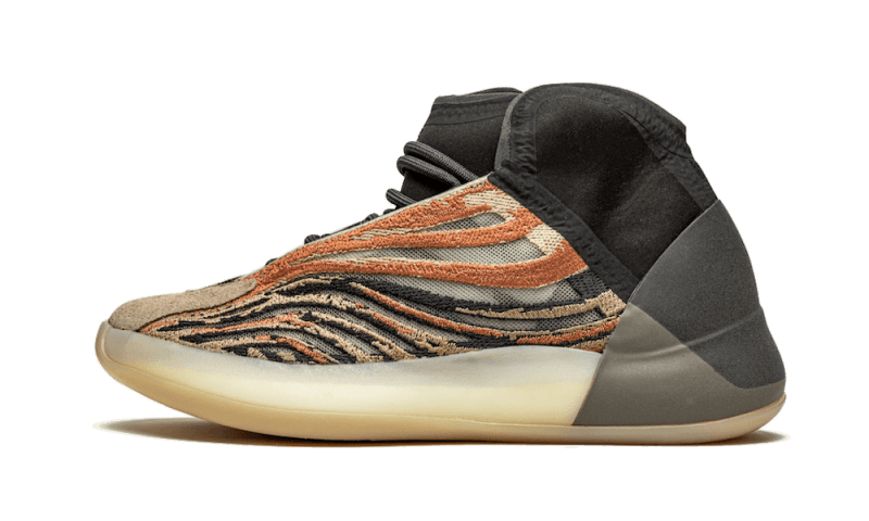 yeezy-qntm-flash-orange-socksforsport