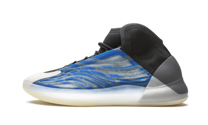yeezy-qntm-frozen-blue-socksforsport