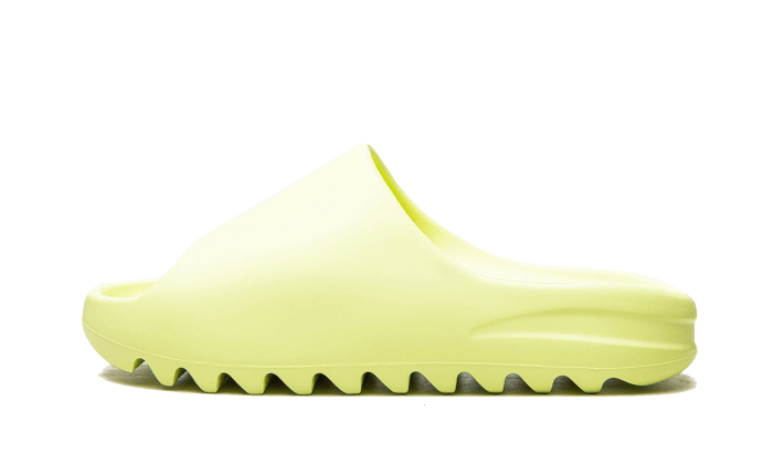 yeezy-slide-glow-green-restock-pair-2022-socksforsport