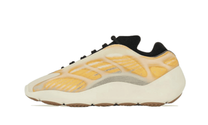 yeezy-700-v3-mono-safflower-socksforsport