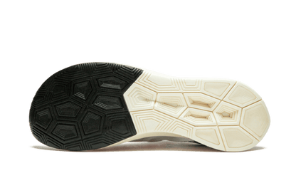 zoom-fly-off-white-the-ten-socksforsport