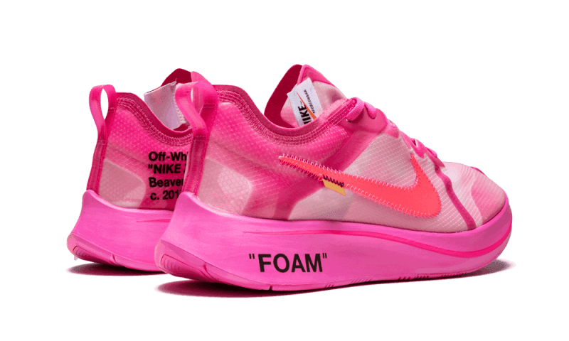 zoom-fly-off-white-tulip-pink-socksforsport
